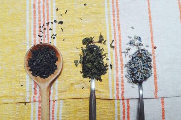 how to make homemade herbal tea